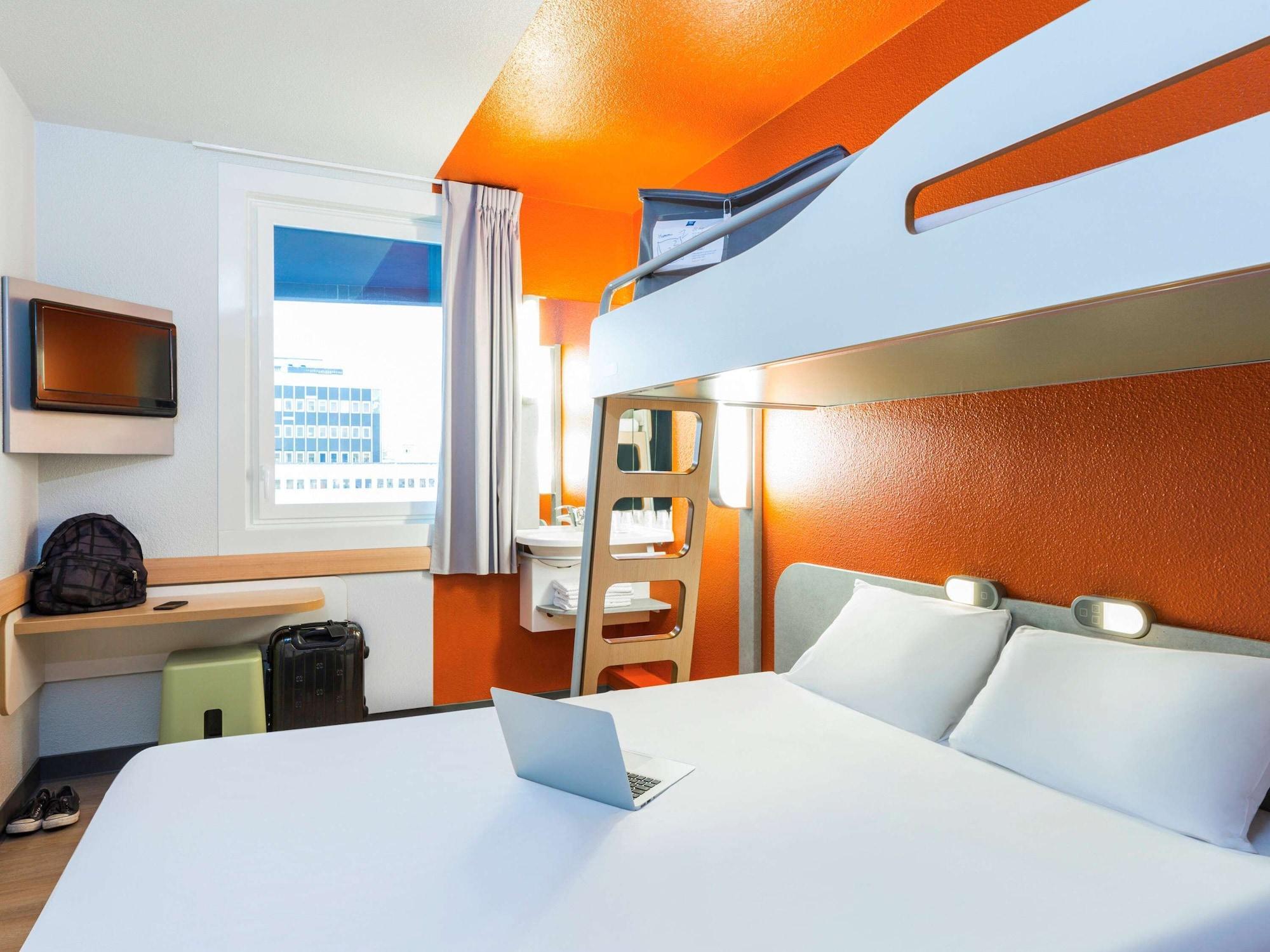 Ibis Budget Paris Porte De Montmartre Hotel Saint-Ouen  Ngoại thất bức ảnh