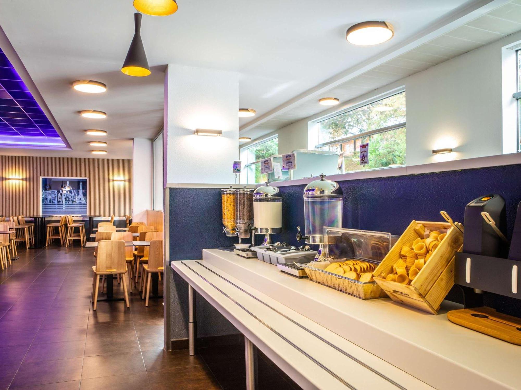 Ibis Budget Paris Porte De Montmartre Hotel Saint-Ouen  Ngoại thất bức ảnh